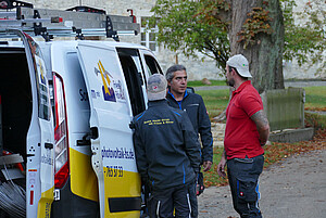 Austausch vor der Montage