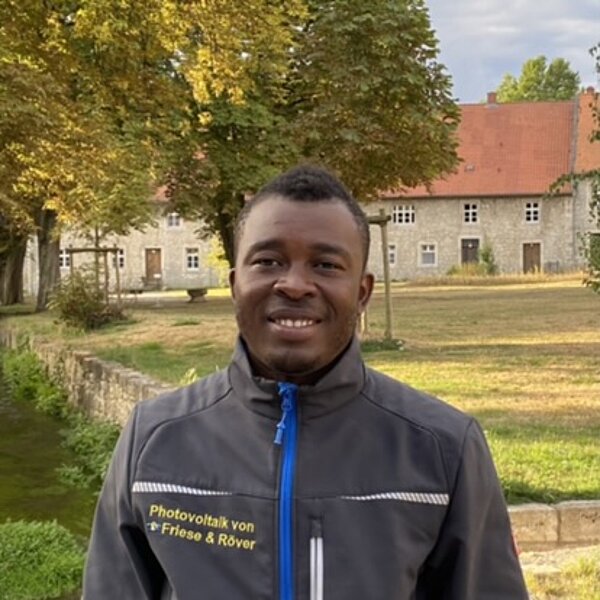 Emmanuel Jare